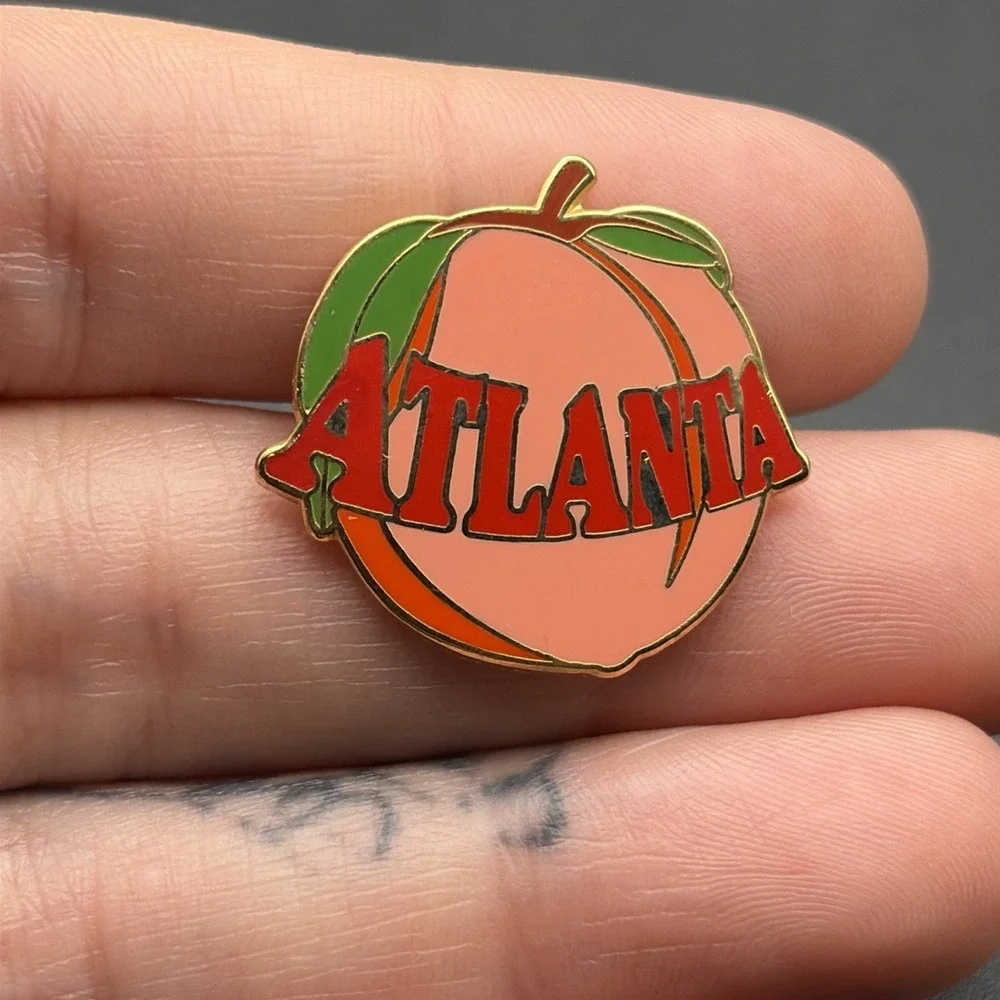 Atlanta Georgia‎ Peach Fruit Lapel Hat Pin